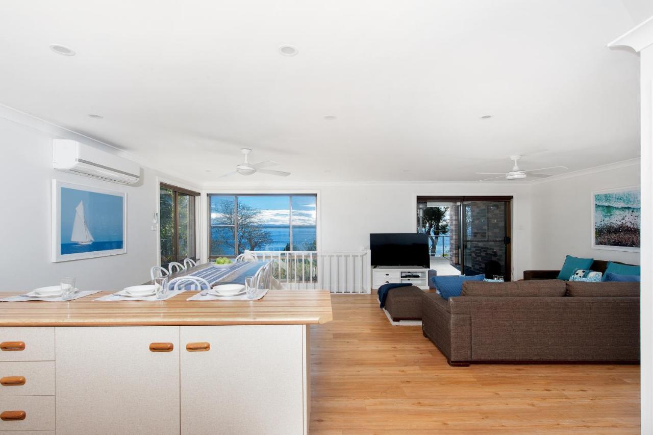 Dutchie'S Dream - Glorious Views And Opposite Dutchies Beach Nelson Bay Luaran gambar
